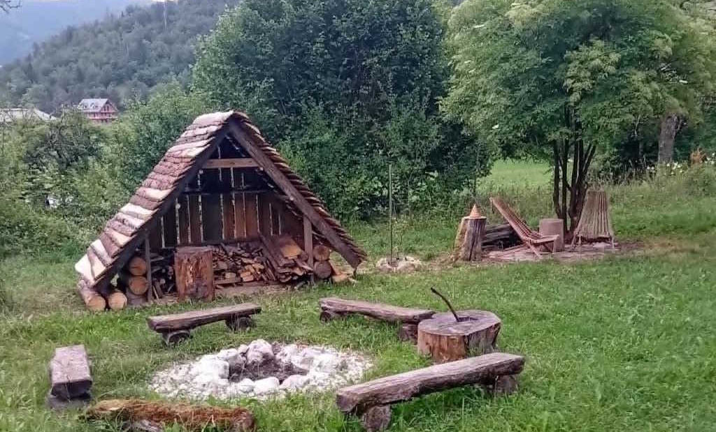 OBJEM NARAVE 3 Mina Kunstelj Zvok tišine zvoktisine.si